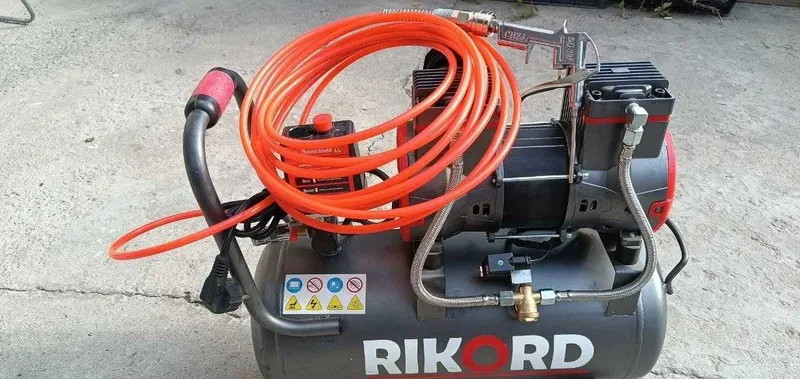 Kompressor sotiladi 3 Kompressor sotiladi 3