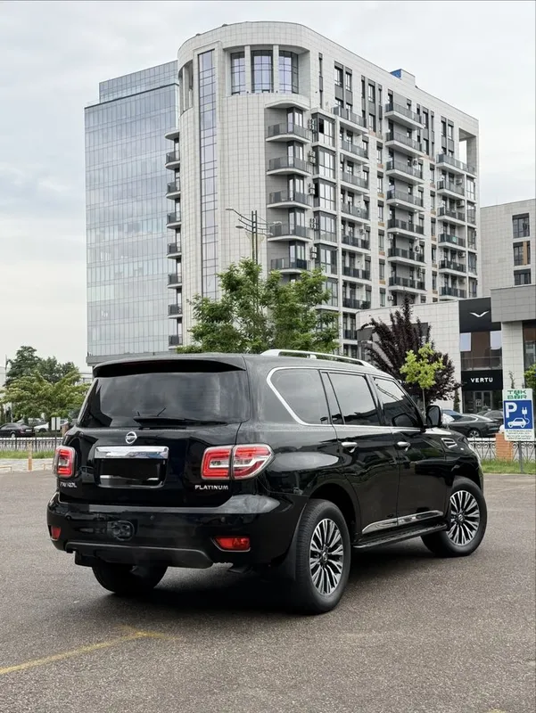 Nissan Patrol 2019 Platinum Flagman Qora — фото 4