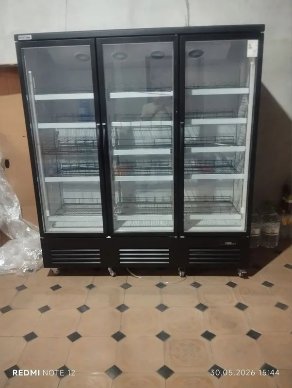 Xaladelnik vetrina malochka kalbasa yangi hali 1 soat ham iwlamagan
