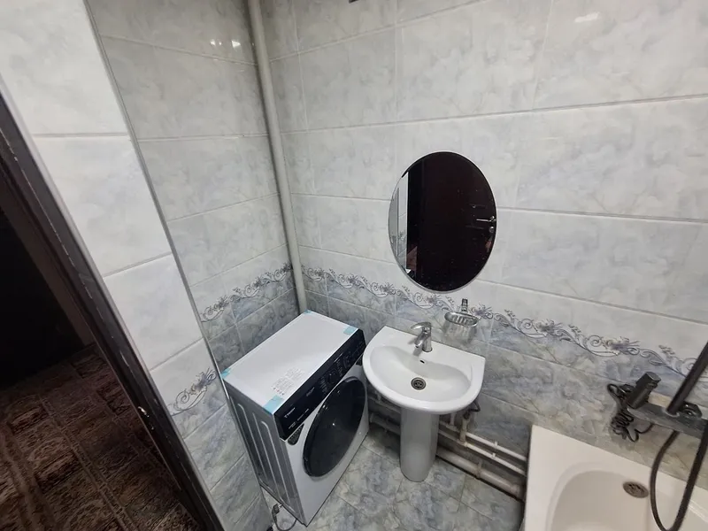 Metro yonida qizlaga sheriklikga kvartira