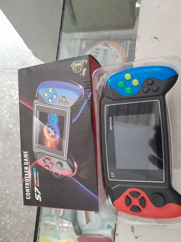 Игрова приставка