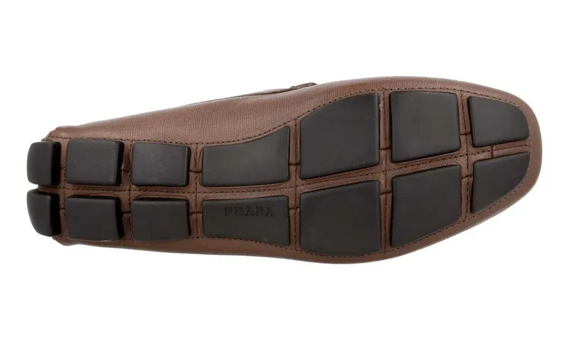 Мокасины лоферы PRADA Saffiano 2DD151 НОВЫЕ кофейного цвета — фото 3