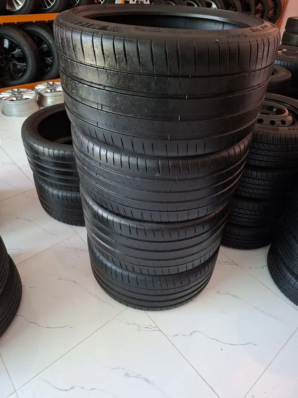 Michelin 21 balon sotiladi. 6 Michelin 21 balon sotiladi. 6