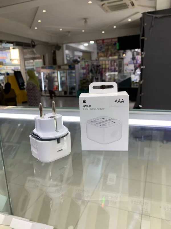 Barcha turdagi Iphone smartfonlari uchun zaryadchik Barcha turdagi Iphone smartfonlari uchun zaryadchik