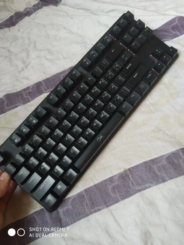 Продам клавиатура Hyperx