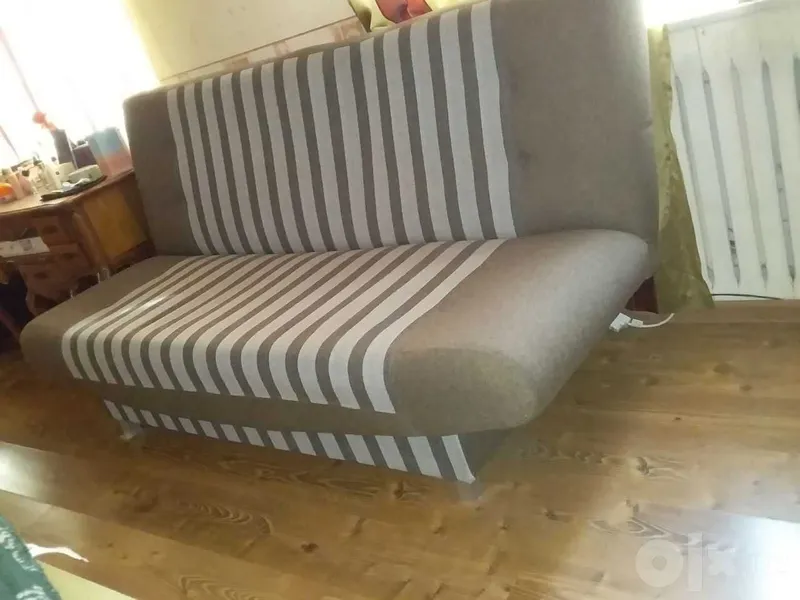 Kitobcha divan. O‘rindiq ostida sandiq bor. 1 Kitobcha divan. O‘rindiq ostida sandiq bor. 1
