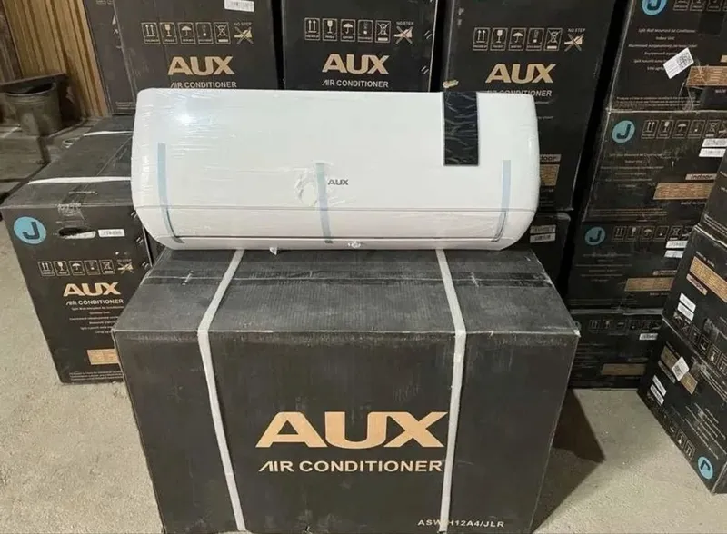 AUX кондиционер 12/18 инвертор бесплатна даствка