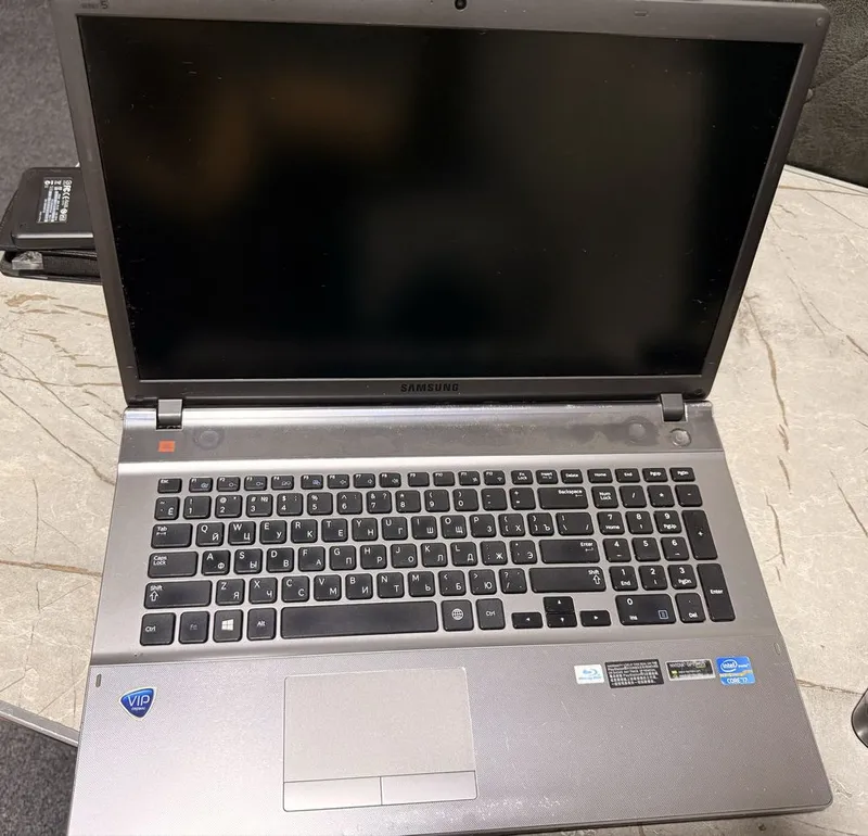 Samsung 550P i7 8/512GB GeForce® GT 650M (128 бит) 17.3" (43.9 см) дюм — фото 2