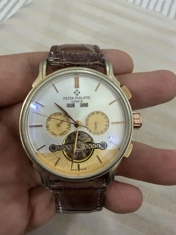 Часы-клон Patek Philippe 1:1, максимально похожие на оригинал, б/у 1 Часы-клон Patek Philippe 1:1, максимально похожие на оригинал, б/у 1