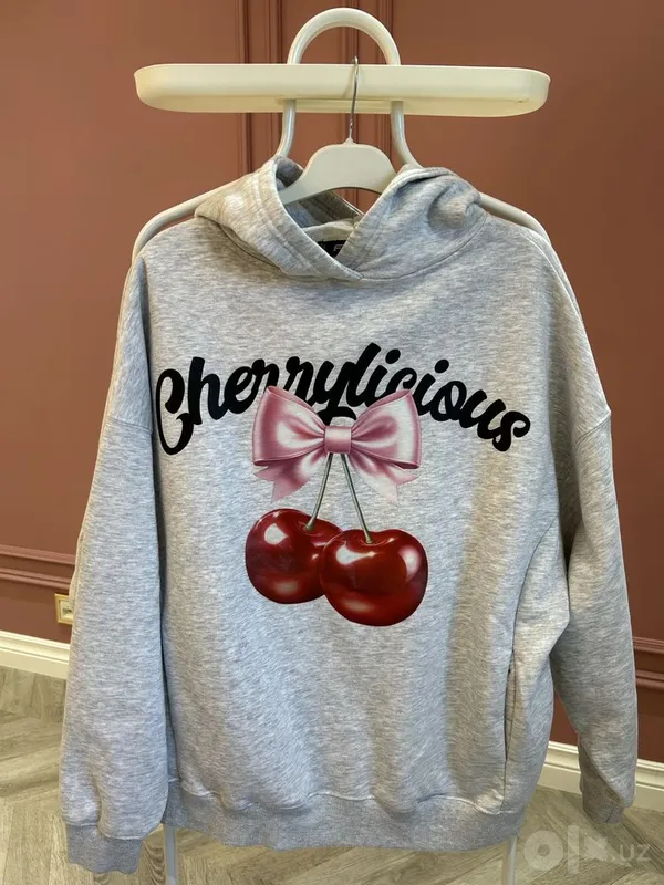 Худи FB Sister "Cherrylicious" (размер XS) 1 Худи FB Sister "Cherrylicious" (размер XS) 1