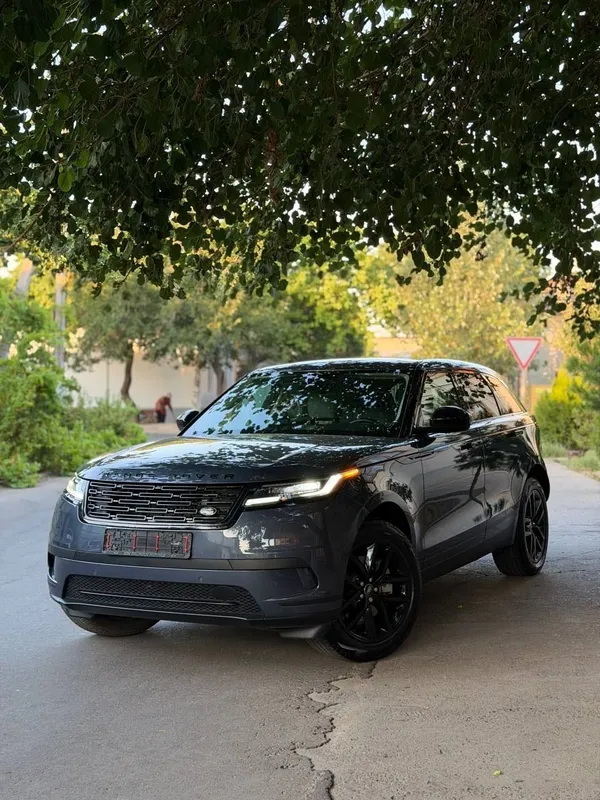 Rang Rover Velar P250 1 Rang Rover Velar P250 1