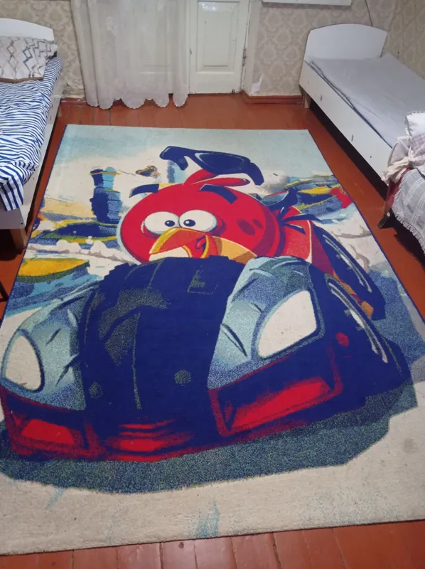 Продам ковер в детскую