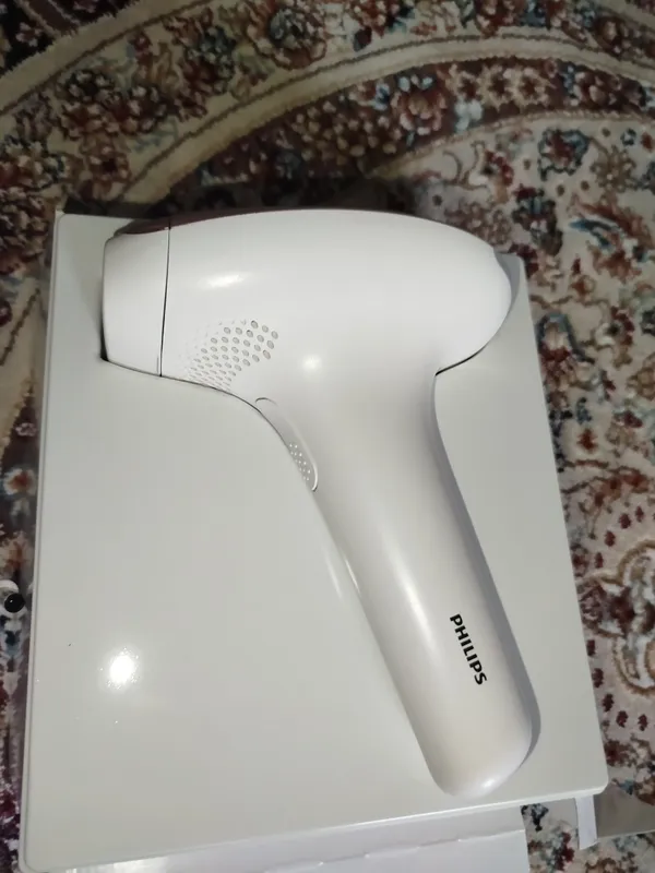 Фотоэпилятор Philips Lumea 7000 series BRI921/00 — фото 6