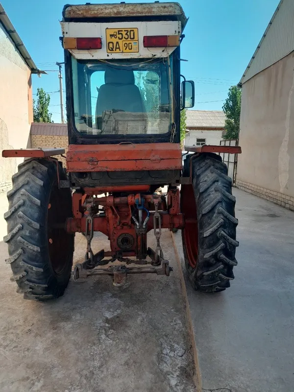 T 28 traktor sotiladi 1993 yil xolati Yangi koʻp xaydalmagan 6 T 28 traktor sotiladi 1993 yil xolati Yangi koʻp xaydalmagan 6