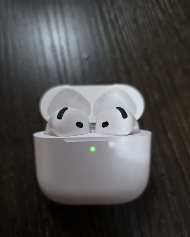 Airpods 4 ANC. Xolati yangi original 2 Airpods 4 ANC. Xolati yangi original 2