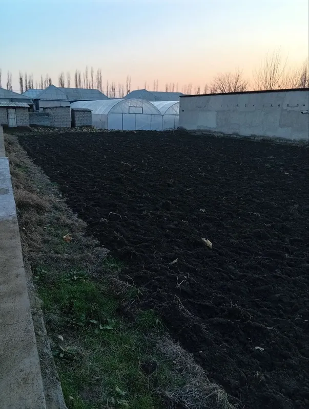 12sotix uchastka sotiladi 3