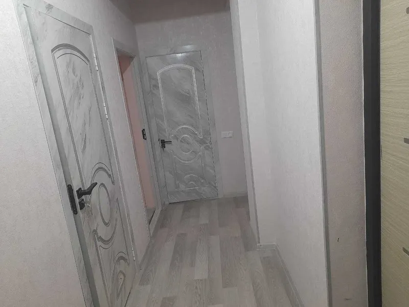 Bek baraka turar joyda joylashgan yangi dom 1 xonali — фото 3