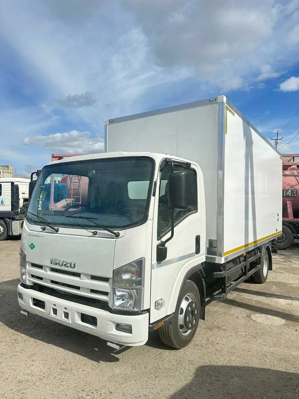 ISUZU NPR82L CNG Furgon (izotermik kuzov) Muddatli to'lov 18 oygacha