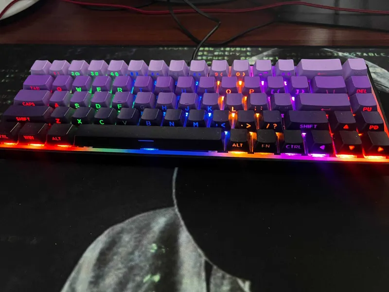 Механическая клавиатура RGB 6 Механическая клавиатура RGB 6