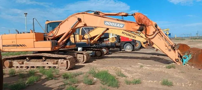 Продается экскаватор DOOSAN DX 225LC