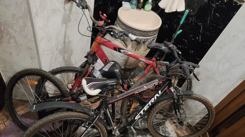 Velosipedlar srochno sotiladi oddelni Velosipedlar srochno sotiladi oddelni