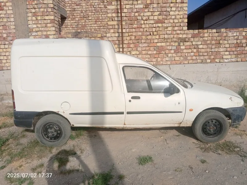2ta FORD KURYER mashinasi — фото 1