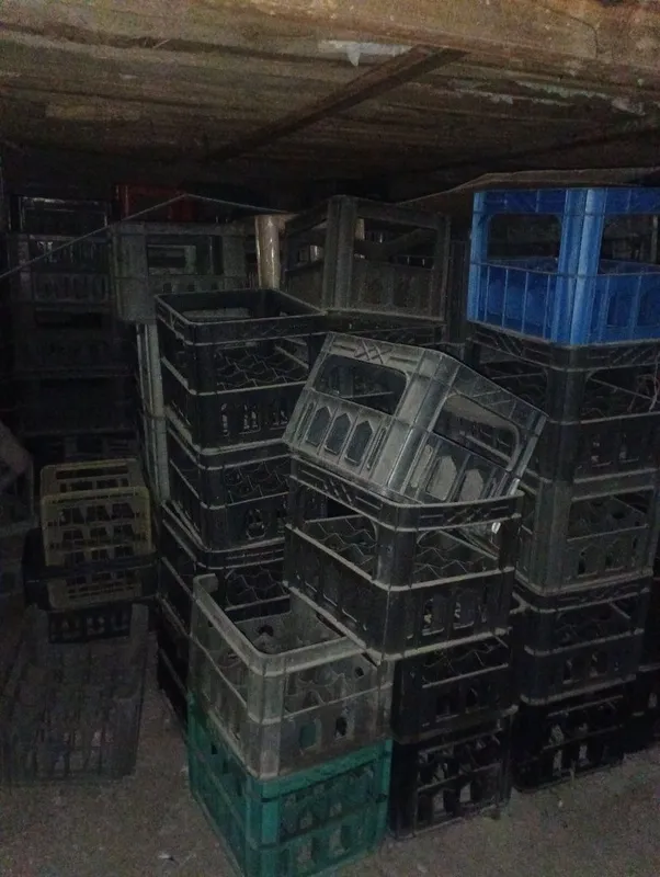 Яшиклар сотилади 20талик
