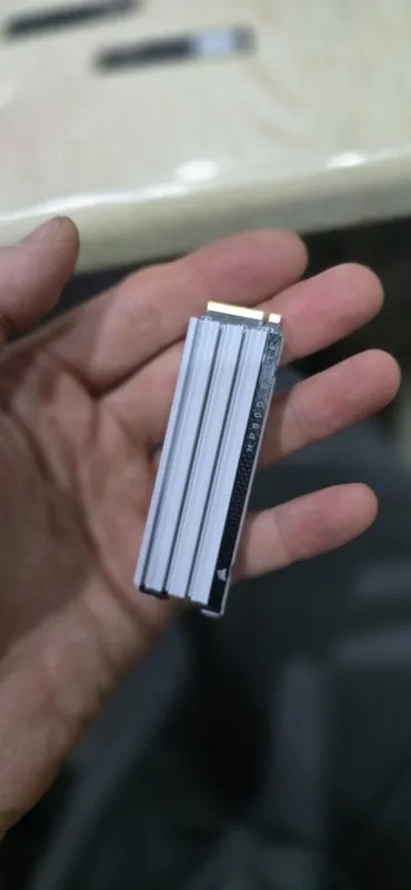 Ssd 2tb Corsair mp600elite как новый ,красивый радиатор 3 Ssd 2tb Corsair mp600elite как новый ,красивый радиатор 3
