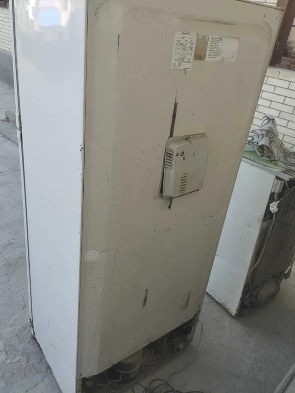 Холодильник б,у 2 та — фото 1