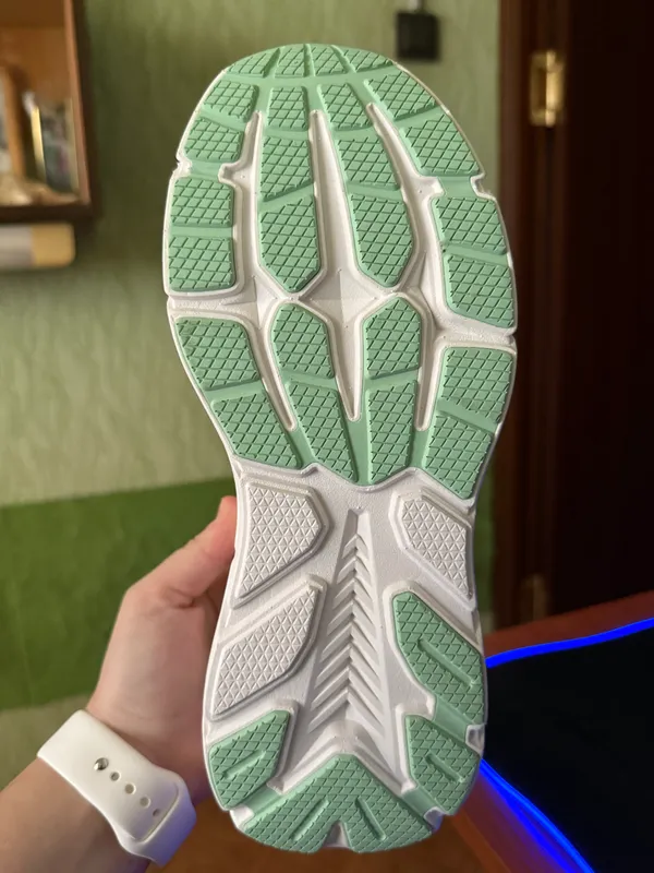 Продаю кроссовки Polo оригинал 3 Продаю кроссовки Polo оригинал 3