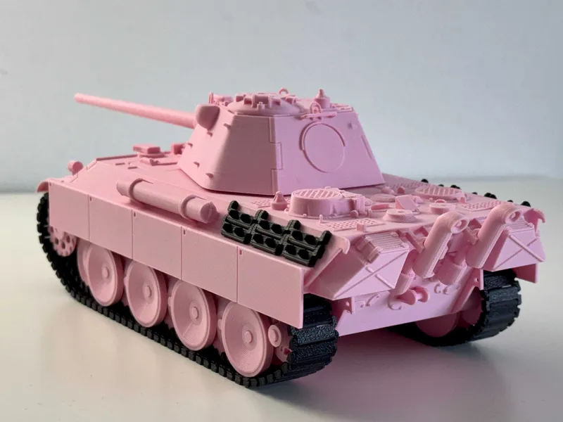 Розовая пантера: Panther F Medium Tank Pz Kpfw V Ausf.F Масштаб 1:35 — фото 5