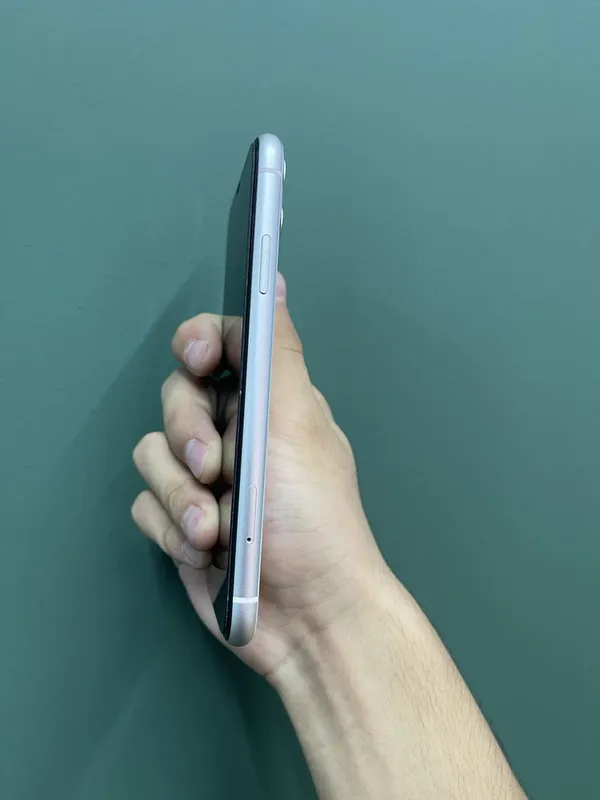 iphone 11 64gb 87 % hama joyi radnoy — фото 1