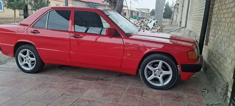 Mersedes W201 Mator111 gaz4 — фото 1