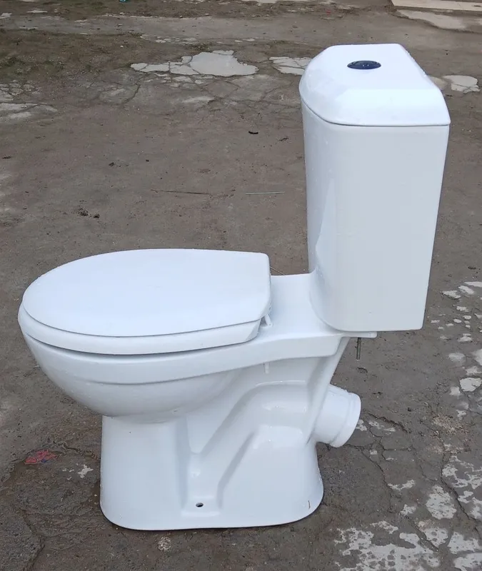 Продаётся унитаз. 2 Продаётся унитаз. 2