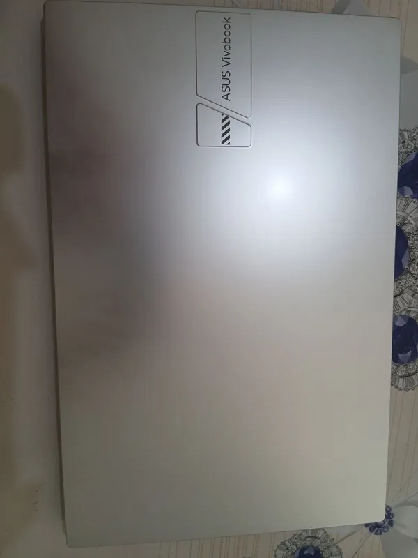 Asus Vivobook intel core 5