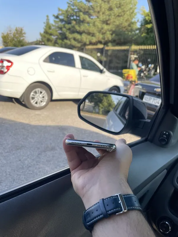 Iphone X 64Gb sotuvda 5