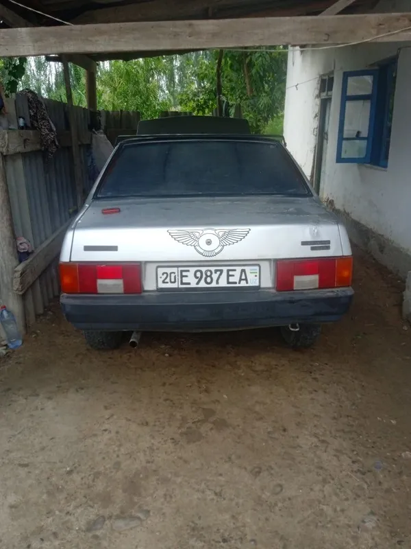 Lada Vaz 21099 yurib turgan mashina.Olgan odam baraka topadi. 2 Lada Vaz 21099 yurib turgan mashina.Olgan odam baraka topadi. 2