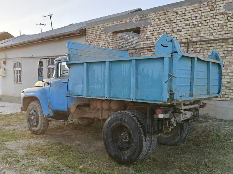 Zil 130 Sotiladi. Holati ishga tayyor. — фото 4