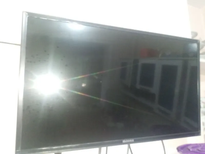 Televizor sotiladi. Продается телевизор