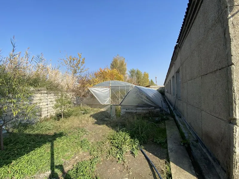 25 сотих ер сотилади 1 сотихи бинолар билан 7.500$ — фото 4