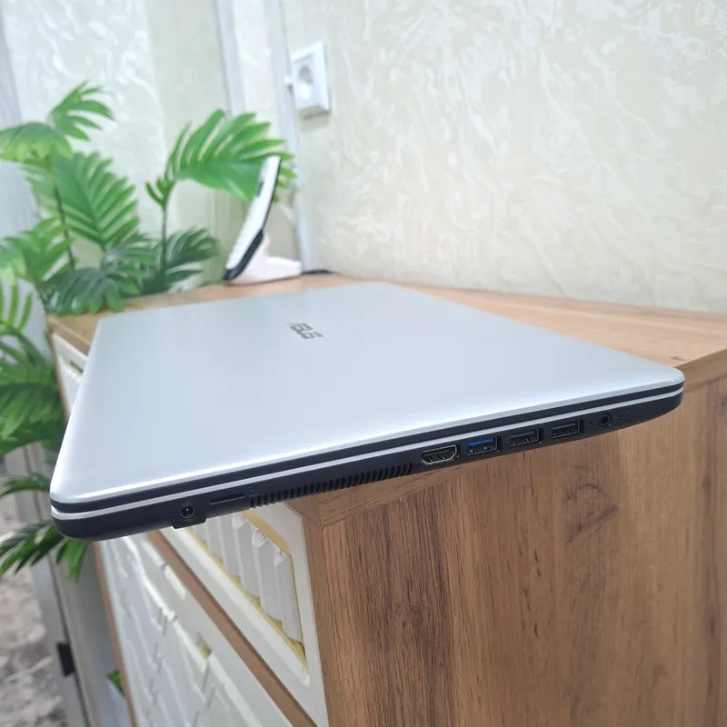 Arzon narxda zamonaviy noutbuk Asus — фото 2