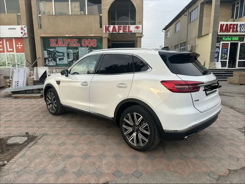 Hongqi hs5 4*4 awd full broni plonka tomi qora qilingan 2022 yil dekab — фото 3