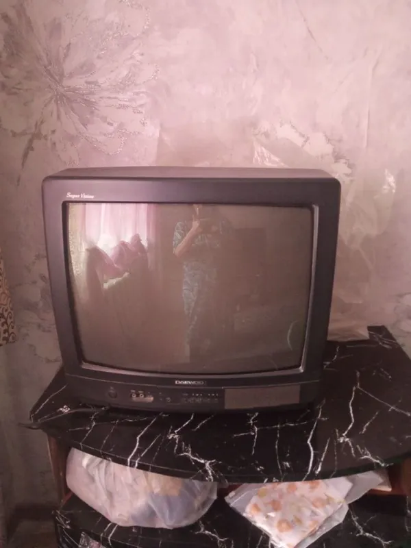 Продам телефизор