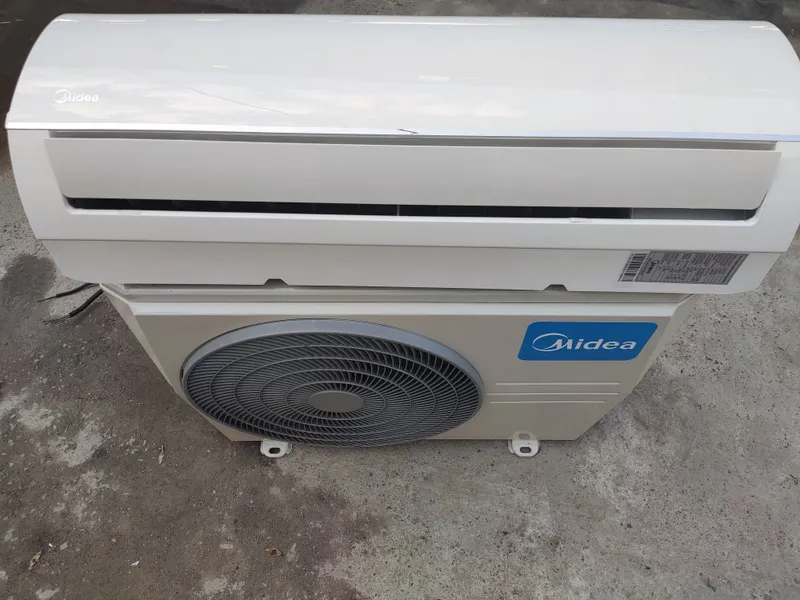 Продам кондиционер Midea 12 2