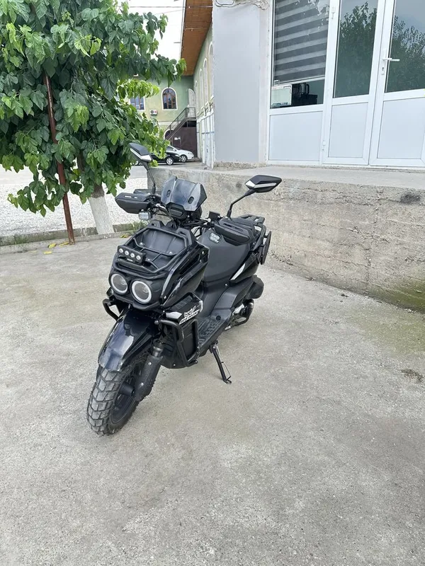 Tank1 Skuter Rangi Qora Gbo