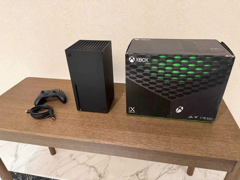 Xbox Series X 1TB (Полный комплект) — фото 1