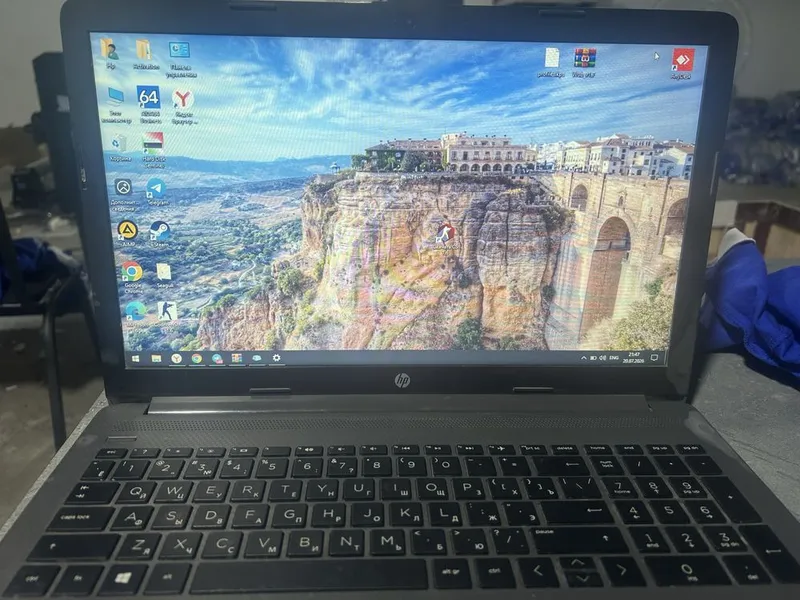 Noutbook hp 2 Noutbook hp 2