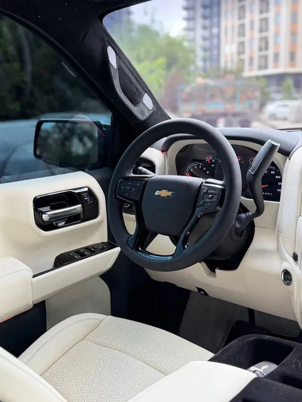 Chevrolet Silverado — фото 3