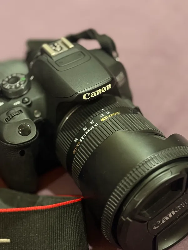 Продаю личный фотоаппарат Canon 700D полупроф 3 Продаю личный фотоаппарат Canon 700D полупроф 3