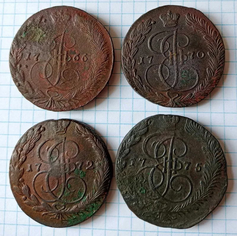 Продам медные монеты 5 копеек времен Екатерины II